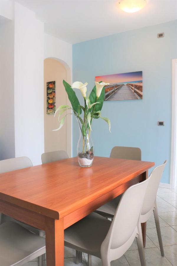Ca' Laurana Apartment Bibione Bagian luar foto