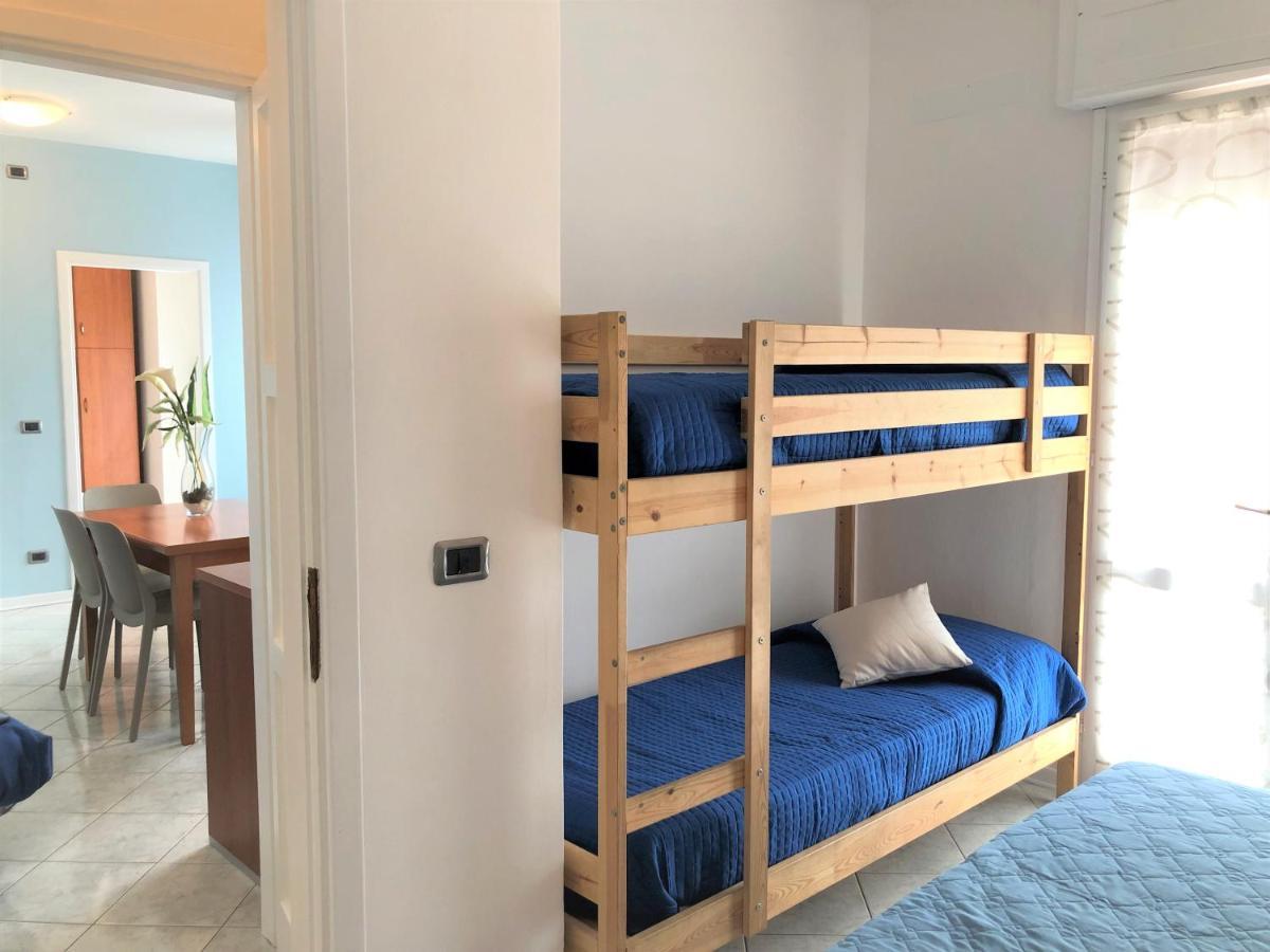 Ca' Laurana Apartment Bibione Bagian luar foto