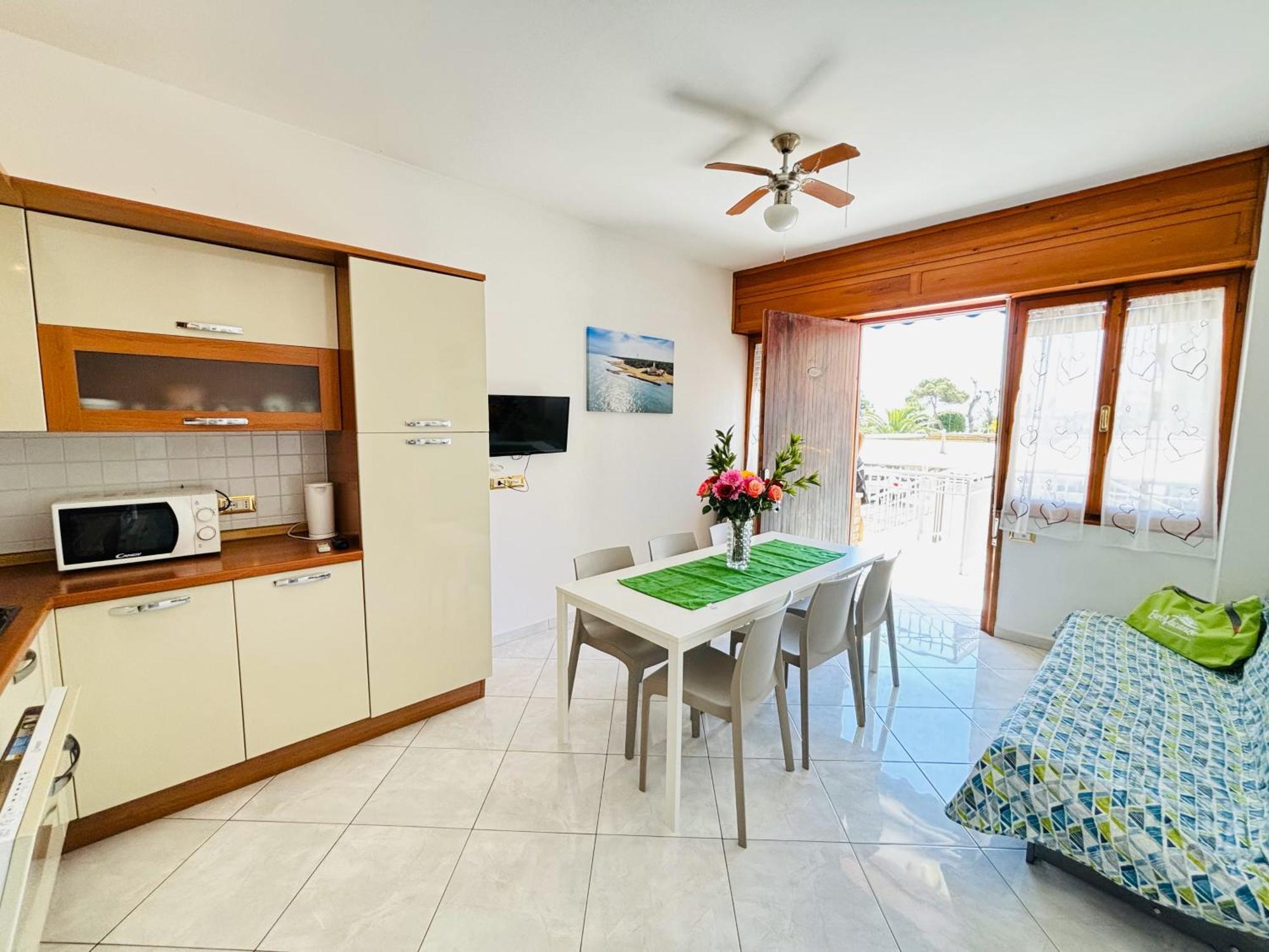 Ca' Laurana Apartment Bibione Bagian luar foto
