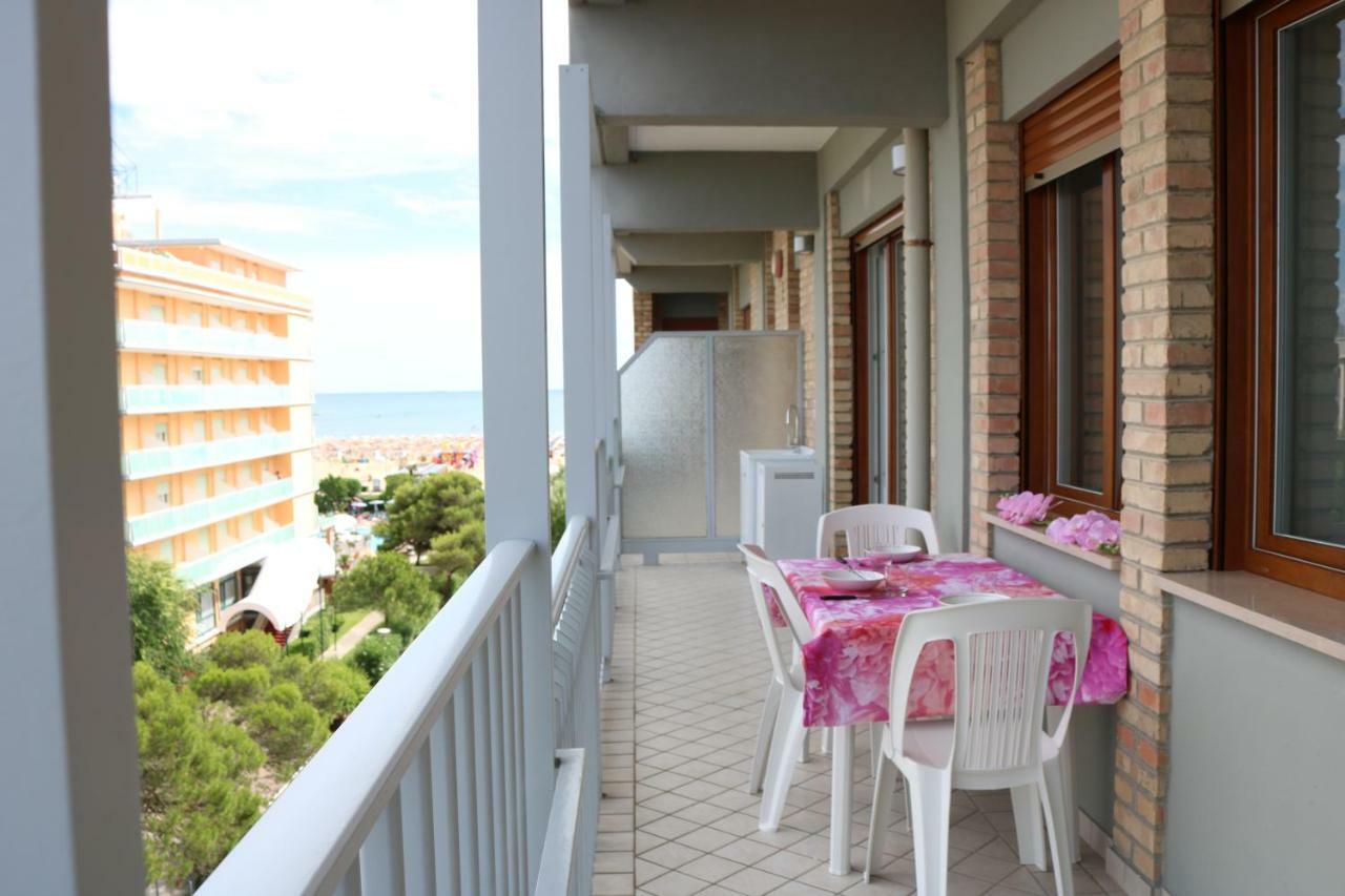 Ca' Laurana Apartment Bibione Bagian luar foto